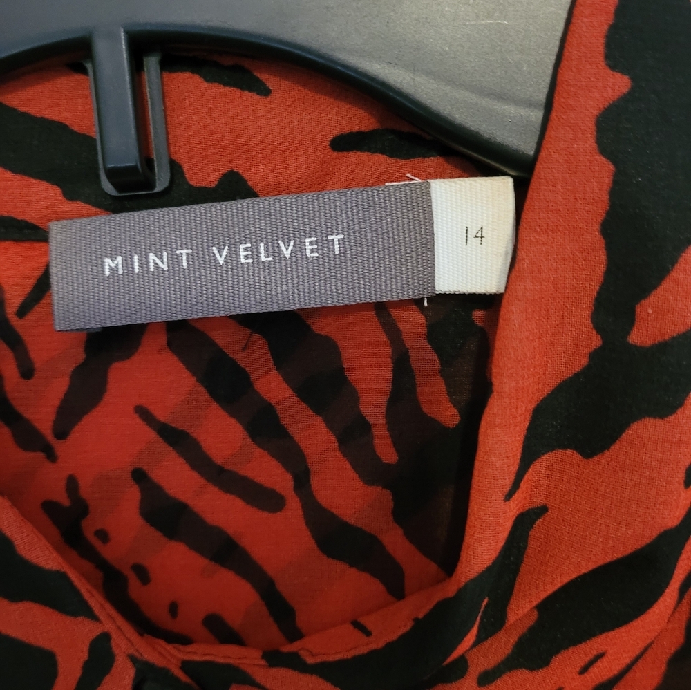 Mint Velvet Red Animal Print Blouse - Picture 6 of 7
